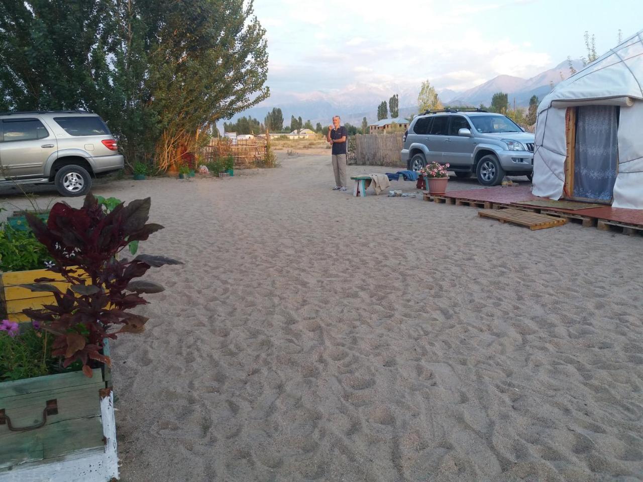 Yurt Camp Tosor Hotel Kültér fotó